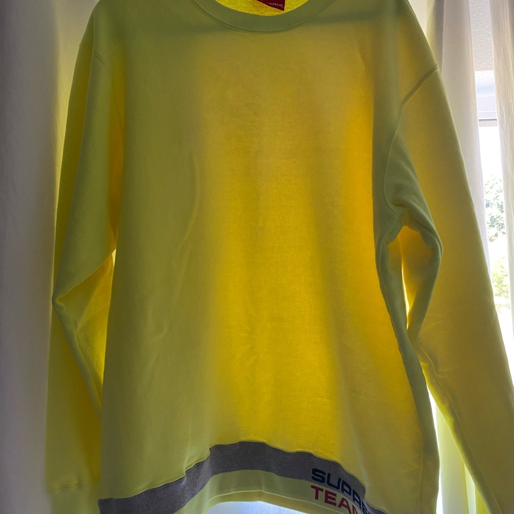 Supreme neon crewneck never worn